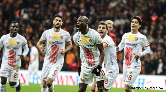 Kayserispor'da en çok gol atan isim Thiam oldu