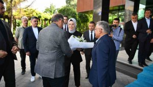 Bakan Özhaseki ve Başkan Büyükkılıç'tan büyükşehirde 'kentsel dönüşüm' zirvesi