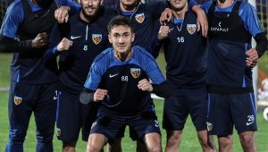 Kayserispor'da 10 genç futbolcu oynadı