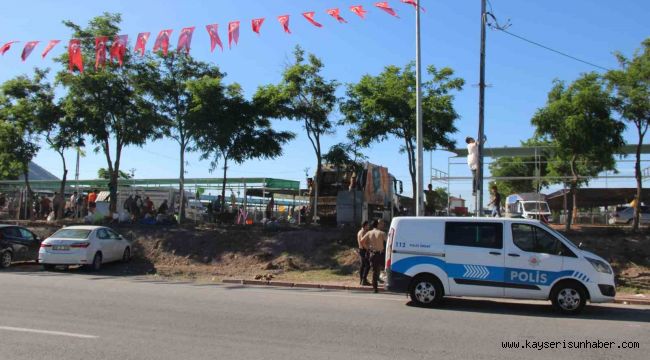 Kurban eti verilmeyince kendini asmaya çalıştı