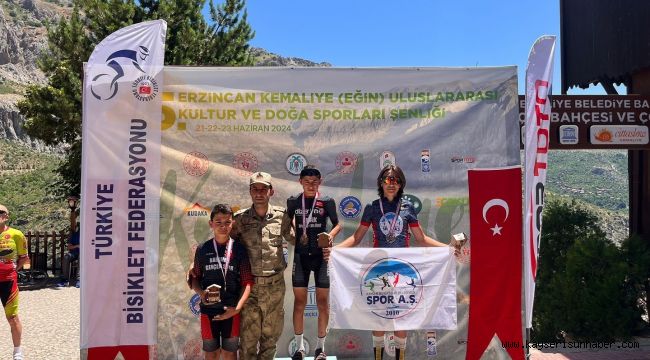 Spor A.Ş. sporcuları Erzincan'dan 7 madalya ile döndü