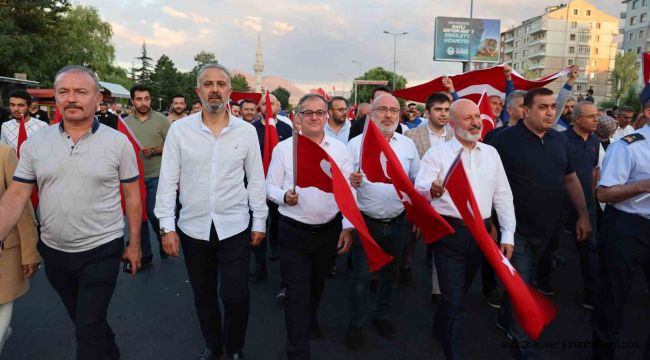 Başkan Özdoğan: "Birliğimiz ve beraberliğimizle hainlere karşı dimdik ayaktayız"