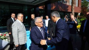 İçişleri Bakanı Yerlikaya'dan Başkan Büyükkılıç'a ziyaret