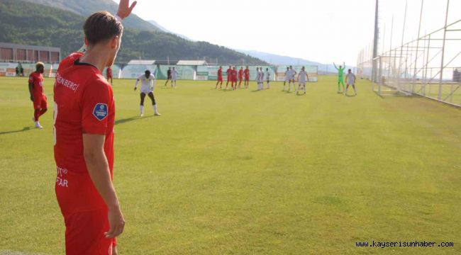 Konyaspor hazırlık maçında Almere City'yi mağlup etti