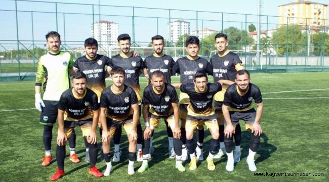 Ömürspor ilk sezonunda ligi namağlup tamamladı