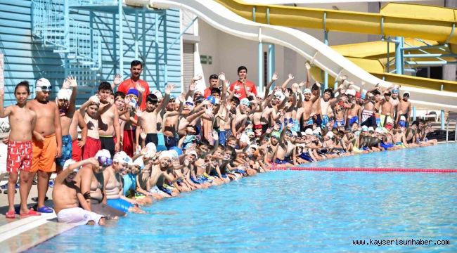 2 bin 500 kişi ile 2. Yaz Dönemi Spor Şenliği düzenlendi