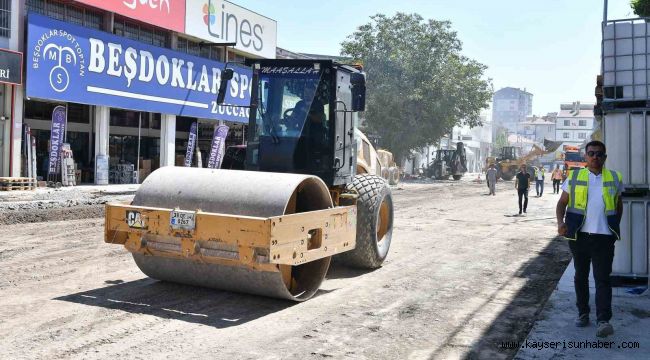 Başkan Büyükkılıç, 50 yıllık altyapısı yenilenen Argıncık Toptancılar Sitesi'nde incelemelerde bulundu