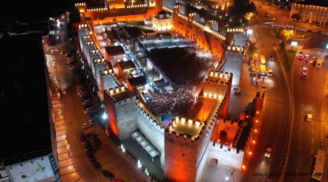 Başkan Büyükkılıç'tan Kayseri'ye davet