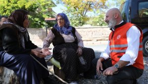 Başkan Çolakbayrakdar, "Kırsal mahallelerimizin değerine değer katan çalışmalar yapıyoruz"