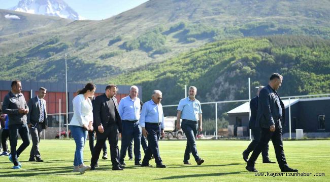 Erciyes Yüksek İrtifa Kamp Merkezi takımların akınına uğruyor