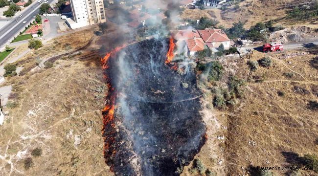 Kayseri'de korku dolu anlar: Evin etrafını alevler sardı