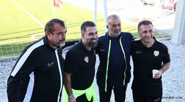 Arda Turan'dan Yüksek İrtifa Kamp Merkezi'ne övgü dolu sözler