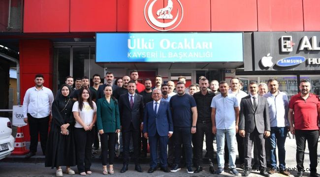 Başkan Büyükkılıç'tan Ülkü Ocakları'na ziyaret