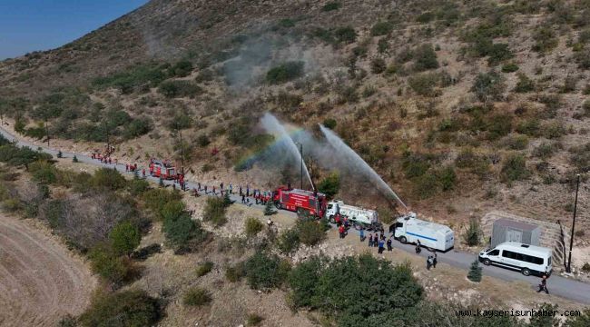 Dağ yangını tatbikatı gerçeğini aratmadı