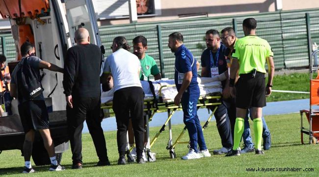 Denizlisporlu Oktay'ın tibia kemiği kırıldı