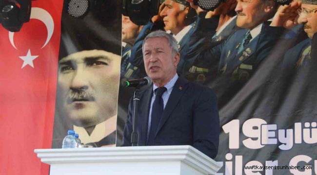 Hulusi Akar: "Son olaylardan sonra gördük ki dijital vatanımıza sahip çıkmak zorundayız"