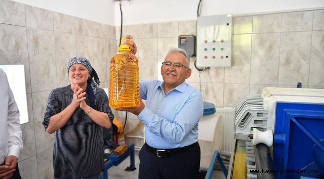 İncesu'da vatandaşla buluşan Başkan Büyükkılıç'tan taleplere anında talimat