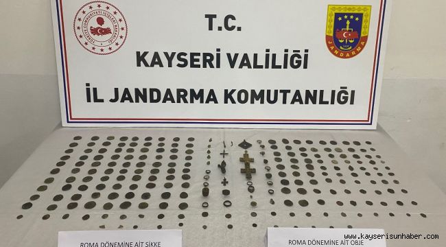 Jandarma tarihi eser kaçakçılarına geçit vermiyor