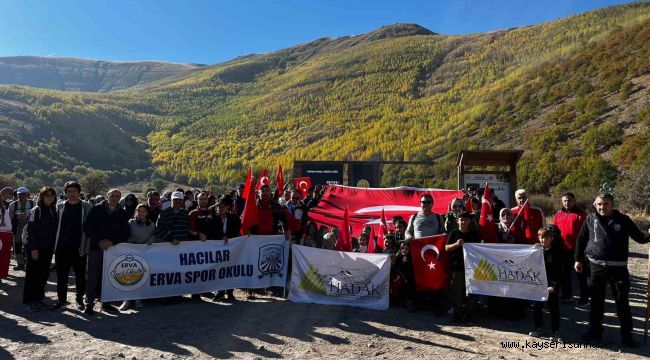 Başkan Özdoğan, Ortaseki Ormanları'nda Cumhuriyet Yürüyüşü'nde