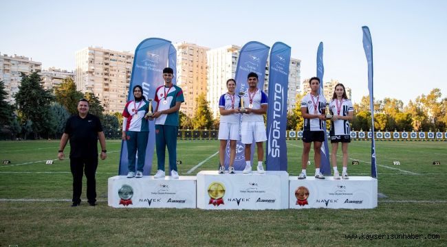 Kayserili okçular Antalya'dan 4 madalya ile döndü