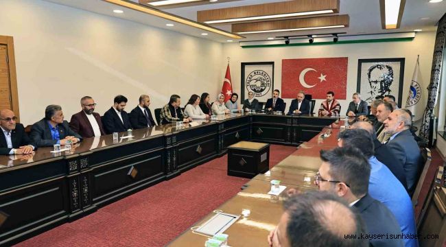 AK Parti Talas Teşkilatı'ndan Başkan Yalçın'a ziyaret