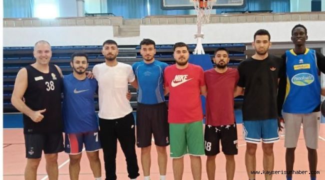 Erciyes Üniversitesi, basketbol takımları Bölgesel Lig maçlarına hazırlanıyor