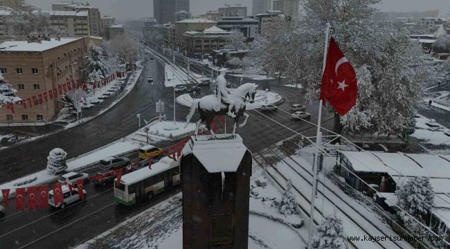 Kayseri beyazla kaplandı