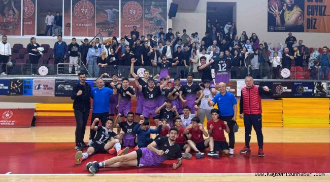 Kayseri derbisini Elit Voleybol kazandı