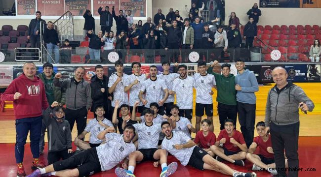 Kayseri Elit Voleybol fark attı