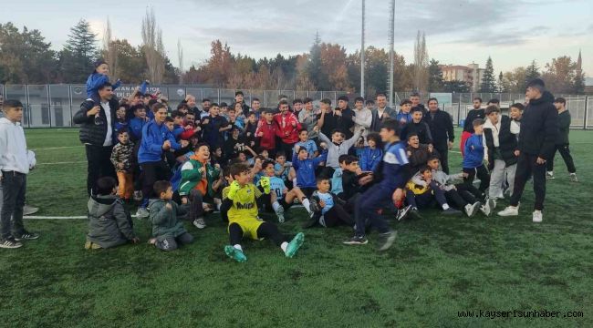 Kayseri U14 Ligi'nde şampiyonlar belli oldu