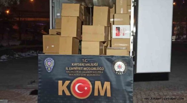 Kayseri'de 2 milyon dal makaron ele geçirildi