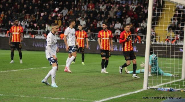 Kayserispor sezonun en farklı yenilgisini aldı