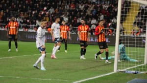 Kayserispor sezonun en farklı yenilgisini aldı