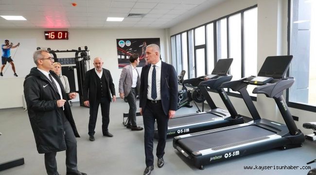 TFF Başkanı Hacıosmanoğlu'ndan övgü alan Erciyes Yüksek İrtifa Kamp Merkezi'ne destek sözü