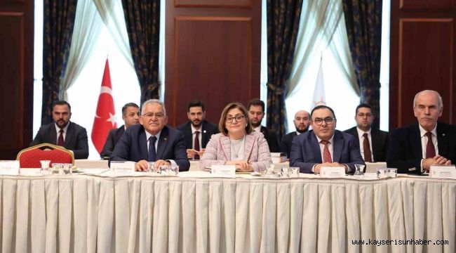 Başkan Büyükkılıç; AK Parti 168'inci Genişletilmiş İl Başkanları Toplantısı'na katıldı