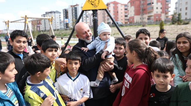 Başkan Çolakbayrakdar, "Yeşil alanda da rekor üstüne rekor kırdık"