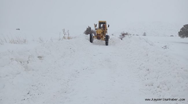 Kayseri'de kapanan 122 yol ulaşıma açıldı