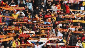 Kayserispor 71 bin taraftara oynadı