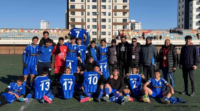 Tomarza Belediyespor 3 puanı 4 golle aldı