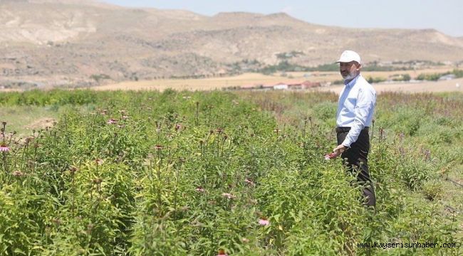 Başkan Çolakbayrakdar, "Türkiye'nin dünya sıralamasındaki tarımsal hasılasına büyük katkı sağlıyoruz"