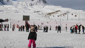 Erciyes'te sömestir yoğunluğu