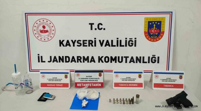 Kayseri'de uyuşturucu operasyonu: 2 gözaltı