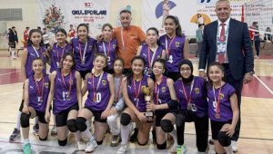 Kayseri Midi Kızlar Voleybol Ligi sona erdi