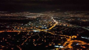 Kayseri'nin ışıkları göz kamaştırıyor